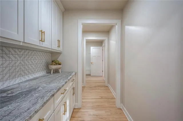 $999,000 | 9919 High Drive, Leawood, KS 66206