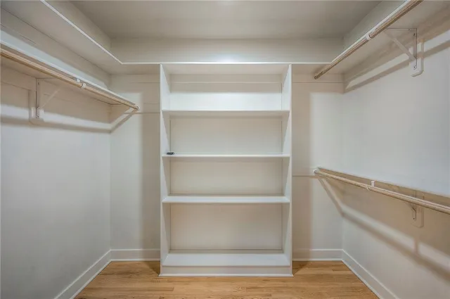 $999,000 | 9919 High Drive, Leawood, KS 66206