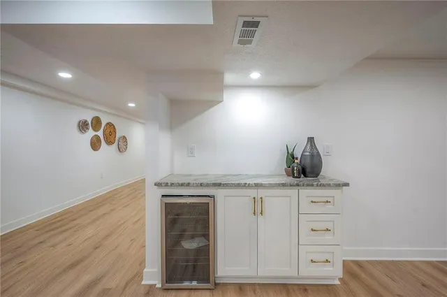 $999,000 | 9919 High Drive, Leawood, KS 66206