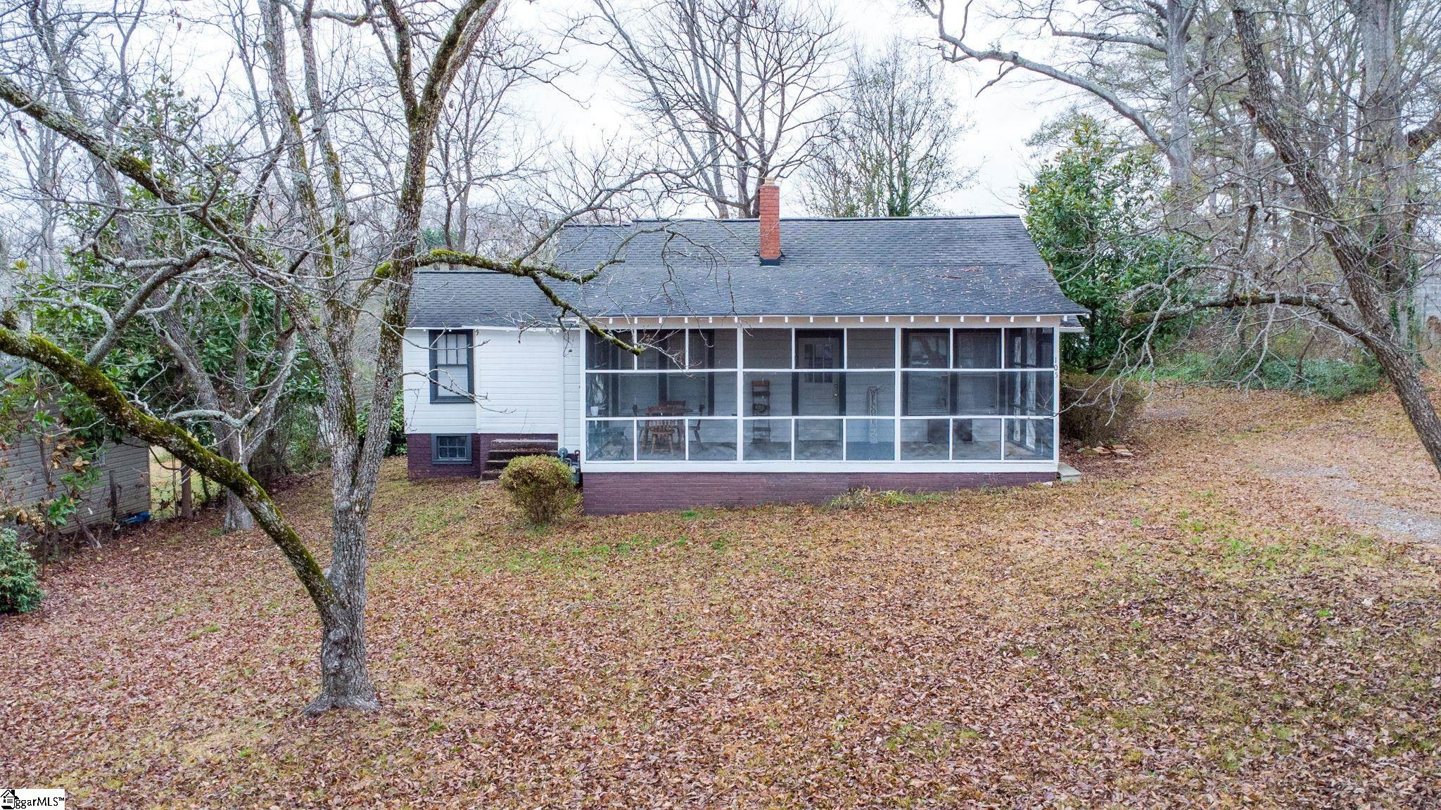 105 Grant Street Easley, SC 29640 - Photo 14 of 39