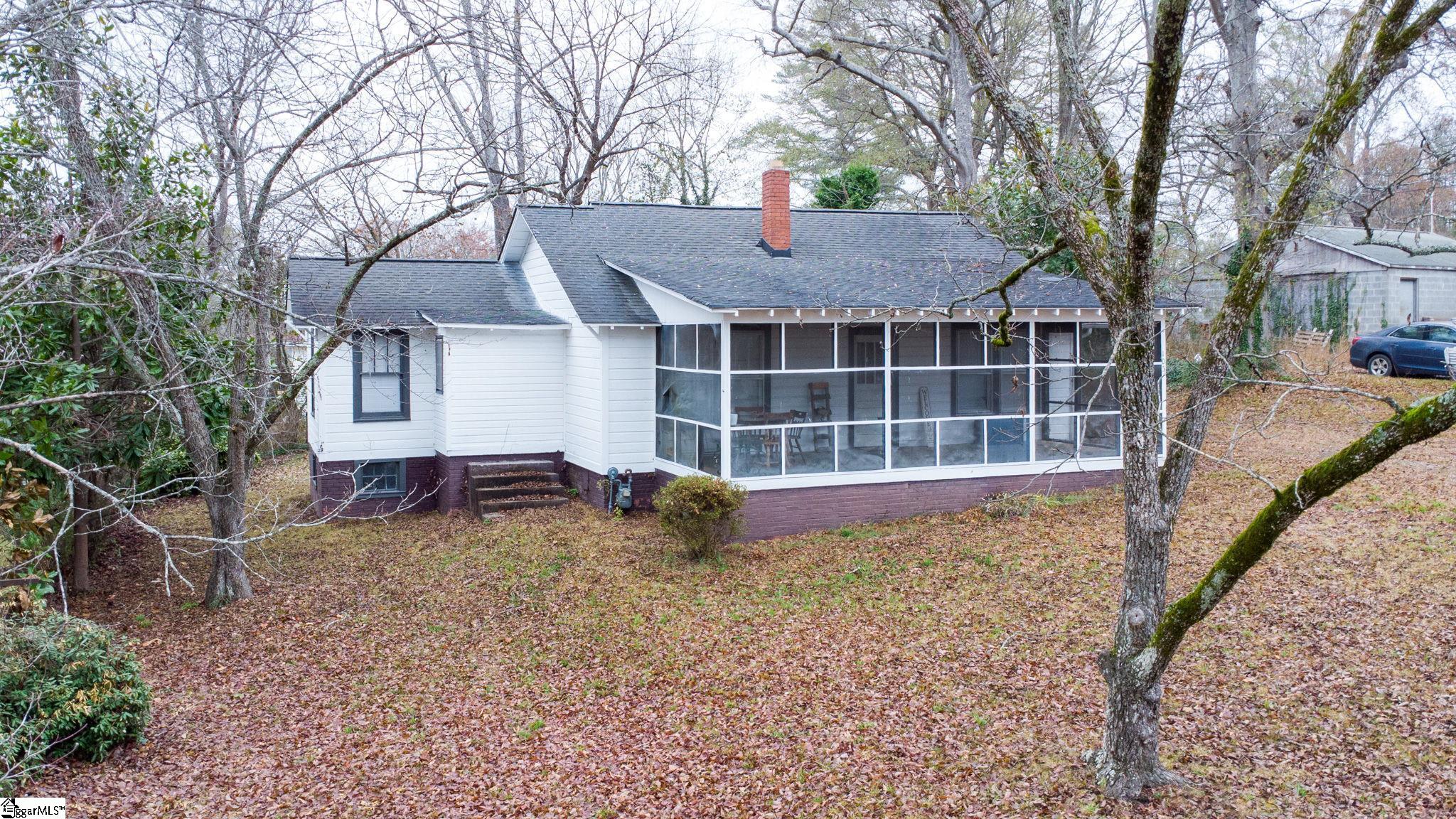105 Grant Street Easley, SC 29640 - Photo 16 of 39