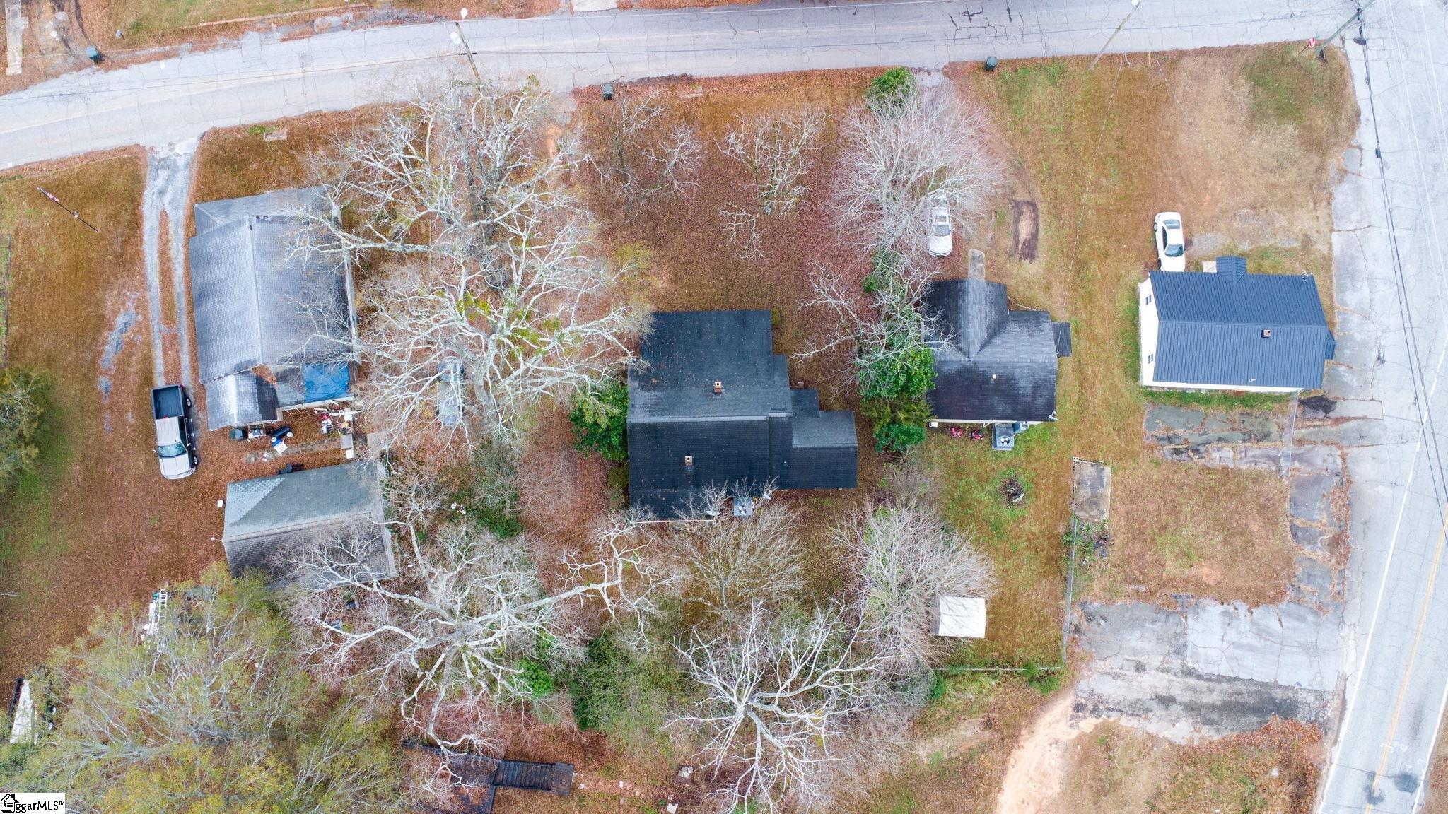 105 Grant Street Easley, SC 29640 - Photo 17 of 39