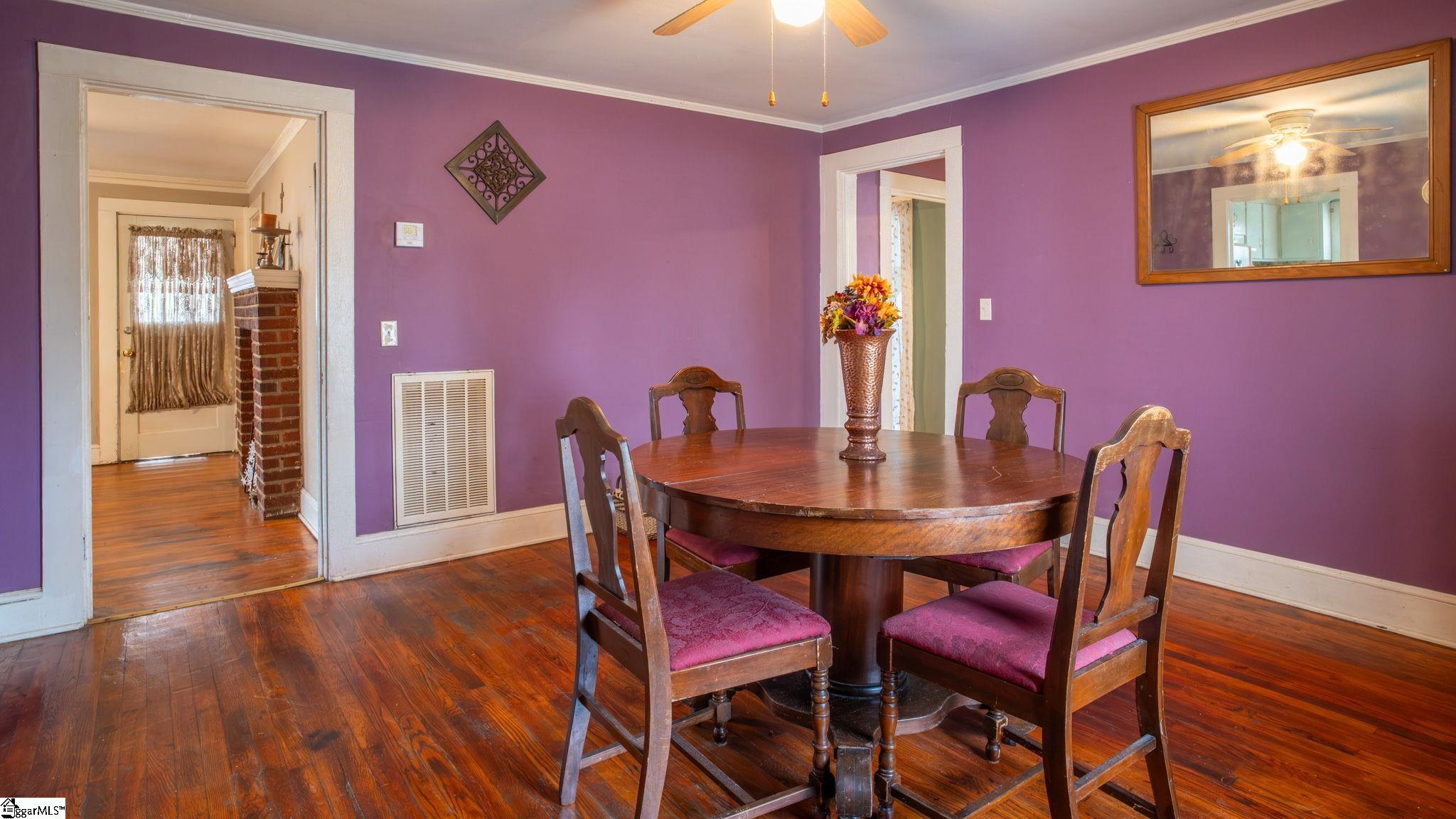 105 Grant Street Easley, SC 29640 - Photo 6 of 39