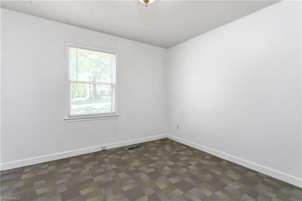 615 Shellhabour Boulevard Rural Hall, NC 27045 - Photo 23 of 40