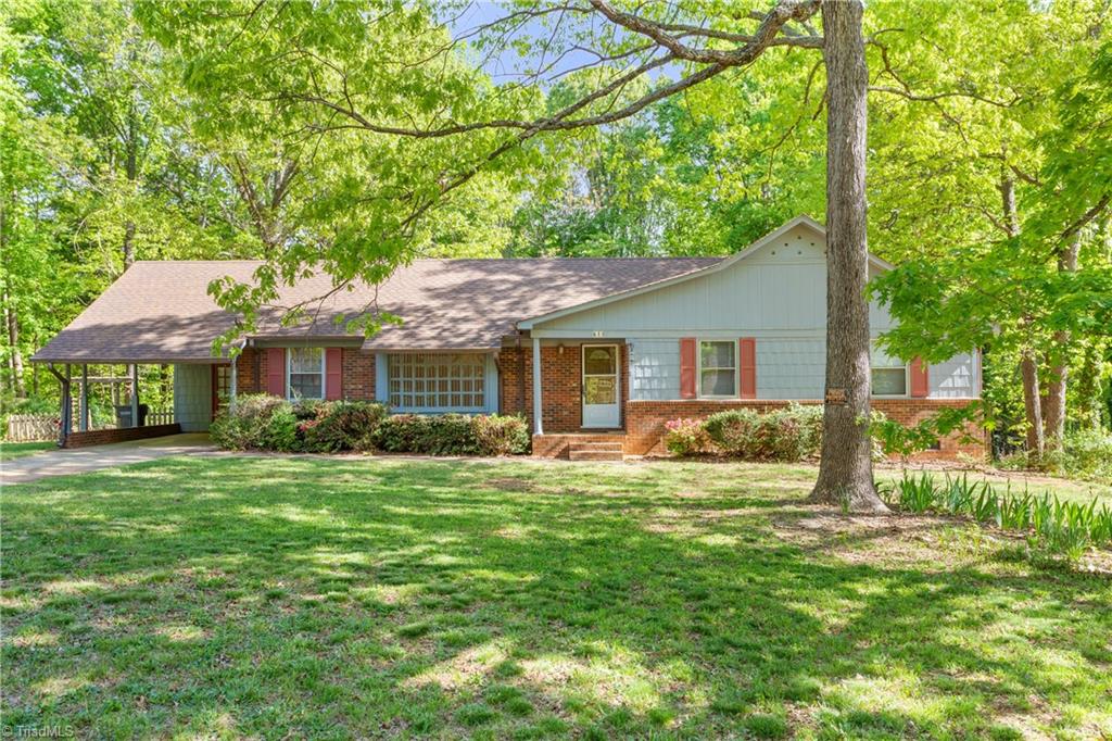 615 Shellhabour Boulevard Rural Hall, NC 27045 - Photo 4 of 40