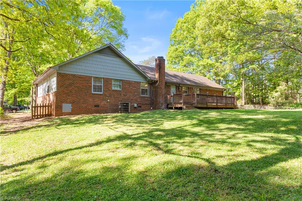 615 Shellhabour Boulevard Rural Hall, NC 27045 - Photo 37 of 40