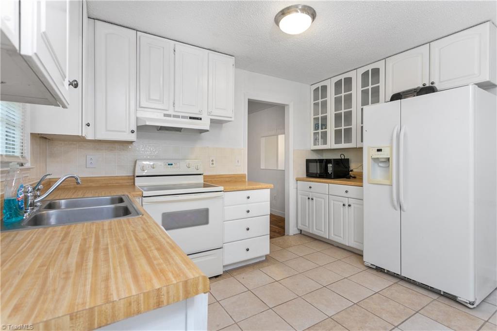 615 Shellhabour Boulevard Rural Hall, NC 27045 - Photo 6 of 40