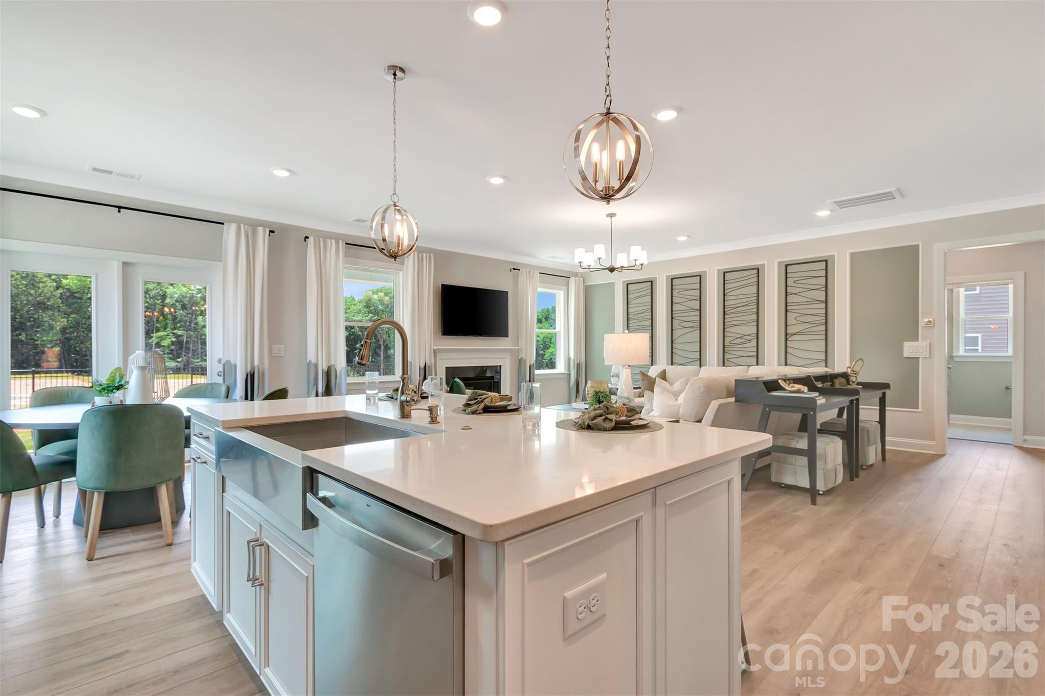 11200 Lochmere Road Charlotte, NC 28278 - Photo 11 of 43