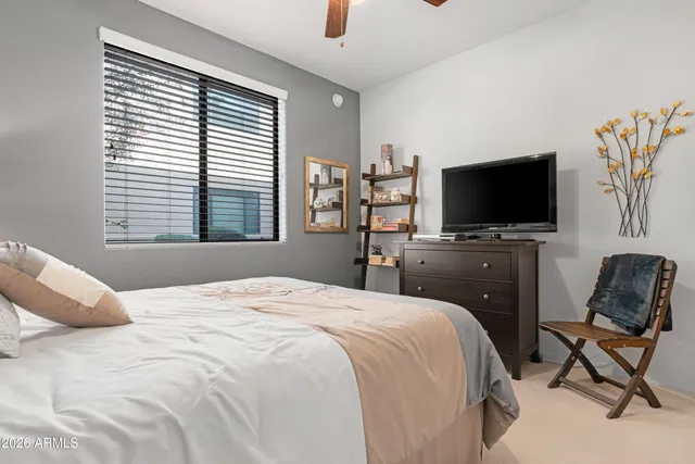 $300,000 | 3330 South Gilbert Road, Unit 1028, Chandler, AZ 85286