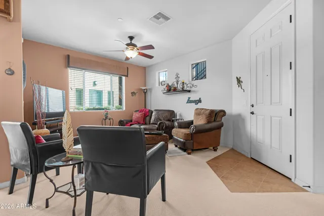 $300,000 | 3330 South Gilbert Road, Unit 1028, Chandler, AZ 85286