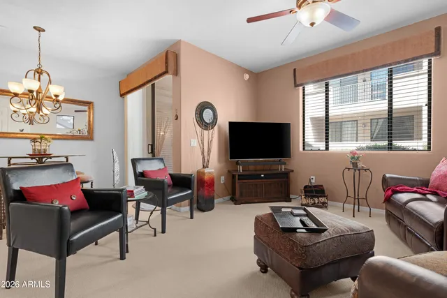 $300,000 | 3330 South Gilbert Road, Unit 1028, Chandler, AZ 85286