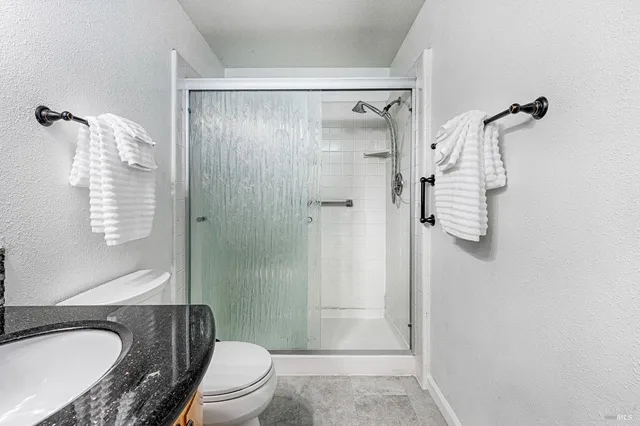 $549,000 | 199 White Oak Drive, Santa Rosa, CA 95409