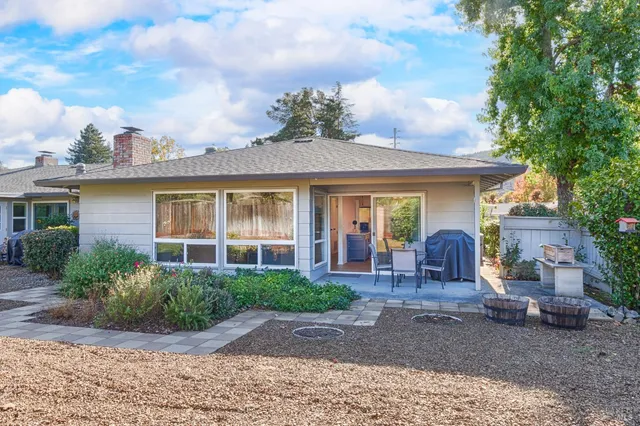 $549,000 | 199 White Oak Drive, Santa Rosa, CA 95409
