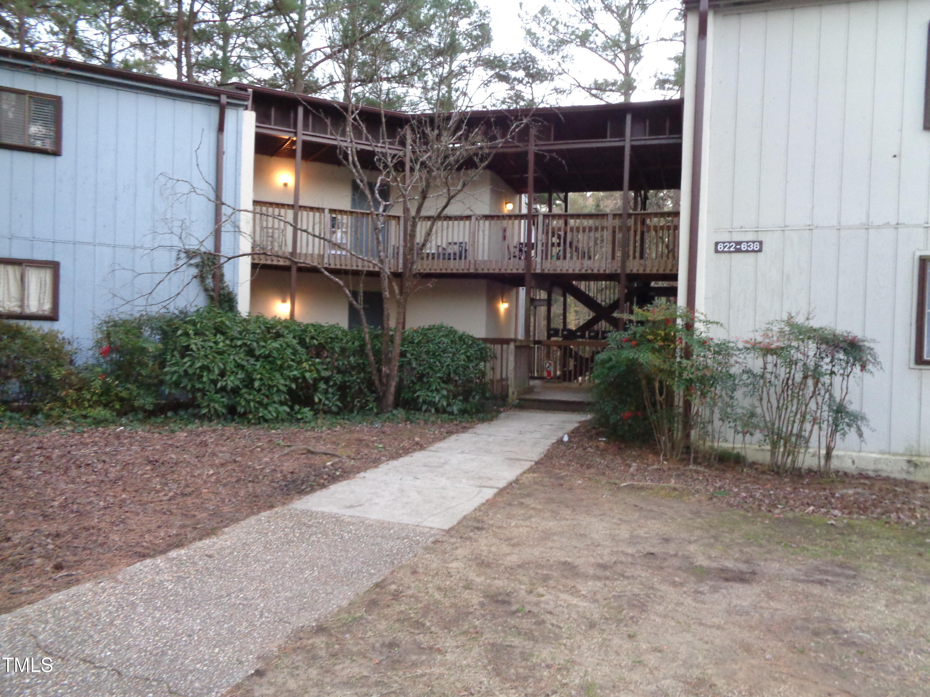 626 Pine Ridge Place Raleigh, NC 27609 - Photo 1 of 15 DSC01738
