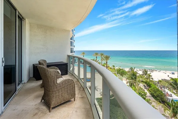 $6,500 | 17201 Collins Avenue, Unit 805, Sunny Isles Beach, FL 33160