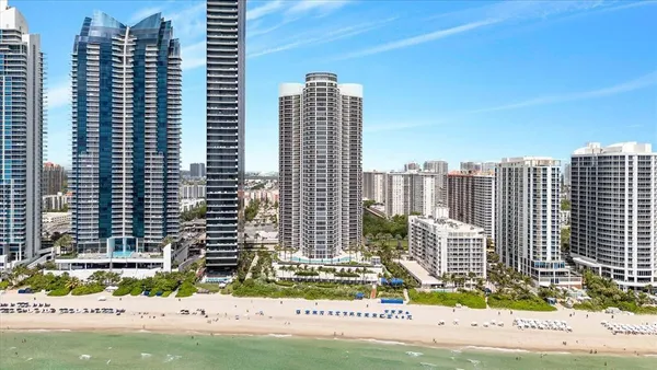 $6,500 | 17201 Collins Avenue, Unit 805, Sunny Isles Beach, FL 33160