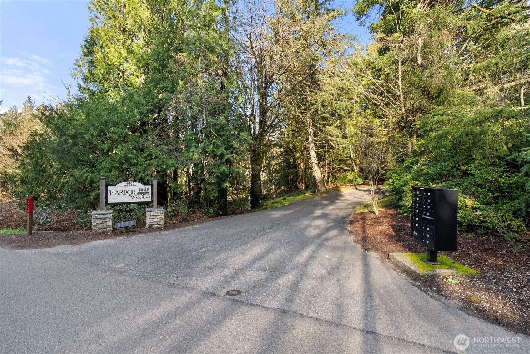 4605 56th Street, Unit 1B Gig Harbor, WA 98335 - Photo 2 of 36