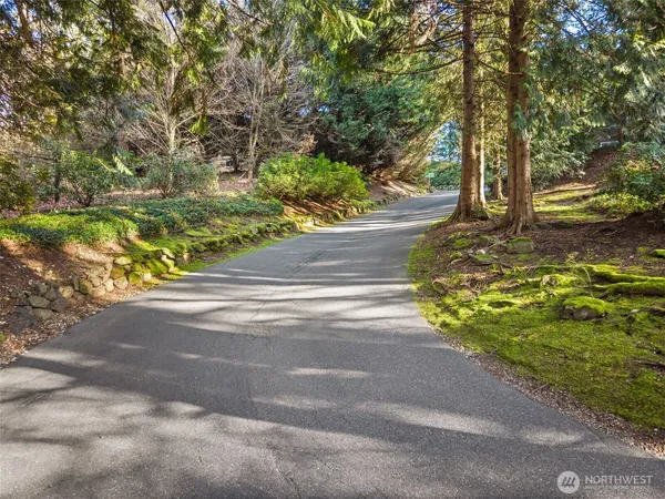 $369,998 | 4605 56th Street, Unit 1B, Gig Harbor, WA 98335