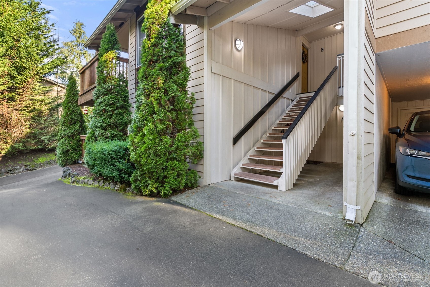 4605 56th Street, Unit 1B Gig Harbor, WA 98335 - Photo 5 of 36