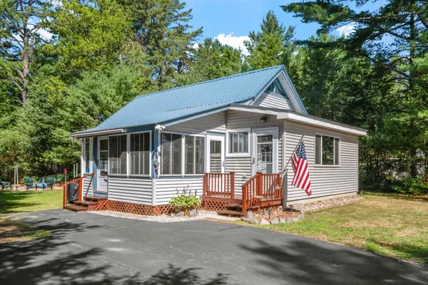 $450,000 | 34 Abenaki Drive, Freedom, NH 03836