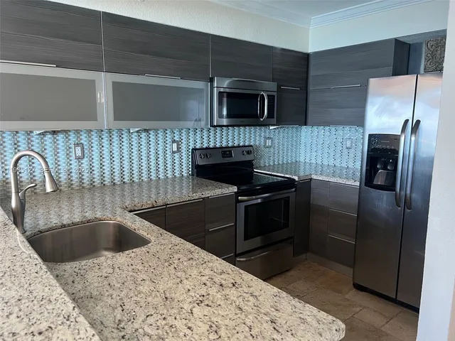 $2,650 | 2501 South Ocean Drive, Unit 1112, Hollywood, FL 33019