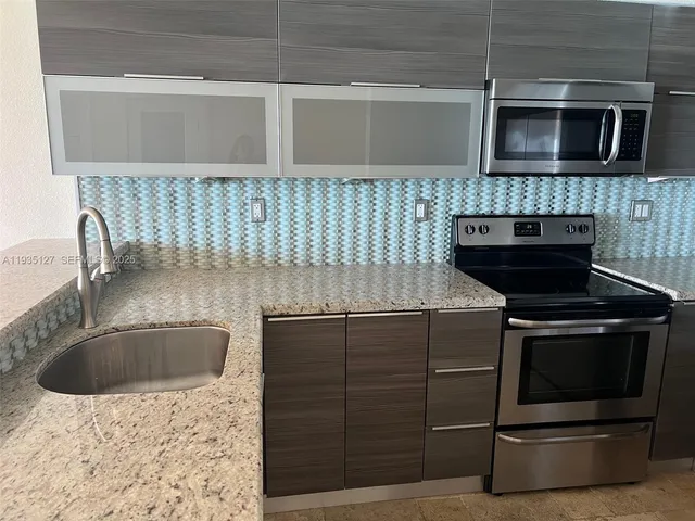 $2,650 | 2501 South Ocean Drive, Unit 1112, Hollywood, FL 33019