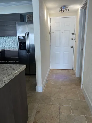 $2,650 | 2501 South Ocean Drive, Unit 1112, Hollywood, FL 33019