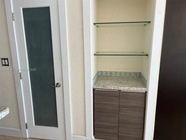 $2,650 | 2501 South Ocean Drive, Unit 1112, Hollywood, FL 33019