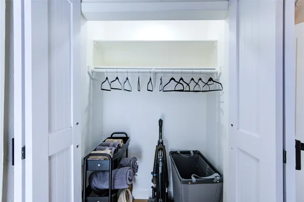 $2,250 | 3201 Westridge Street, Unit A, Houston, TX 77025