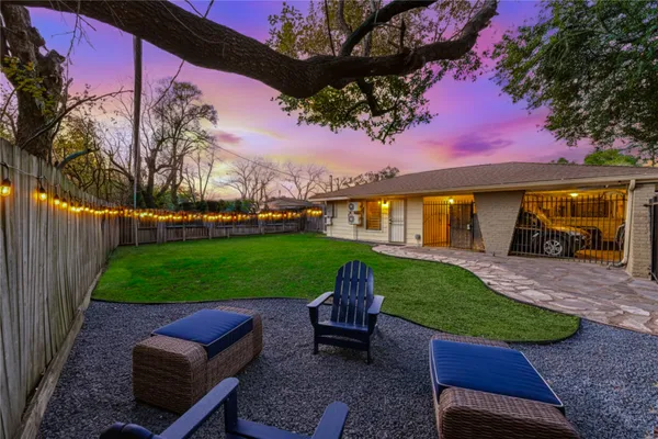 $2,250 | 3201 Westridge Street, Unit A, Houston, TX 77025