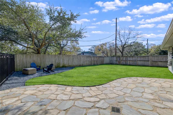 $2,250 | 3201 Westridge Street, Unit A, Houston, TX 77025