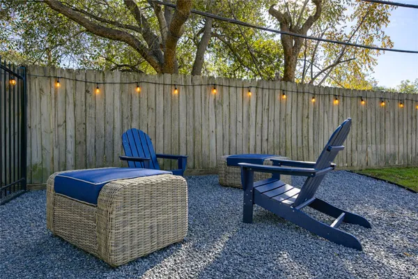 $2,250 | 3201 Westridge Street, Unit A, Houston, TX 77025