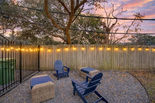 $2,250 | 3201 Westridge Street, Unit A, Houston, TX 77025