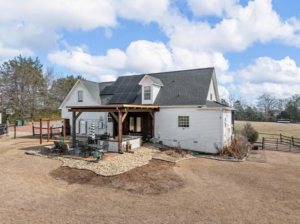 $749,900 | 620 Hobbysville Road, Roebuck, SC 29376