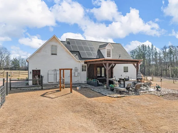$749,900 | 620 Hobbysville Road, Roebuck, SC 29376
