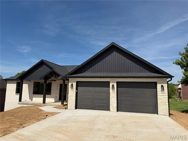 $579,900 | 2379 Terrace Park Place, Jackson, MO 63755
