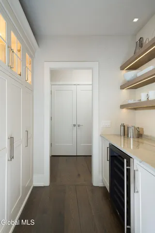 $3,986,000 | 4 Autumn Lane, Saratoga Springs, NY 12866