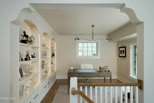 $3,986,000 | 4 Autumn Lane, Saratoga Springs, NY 12866