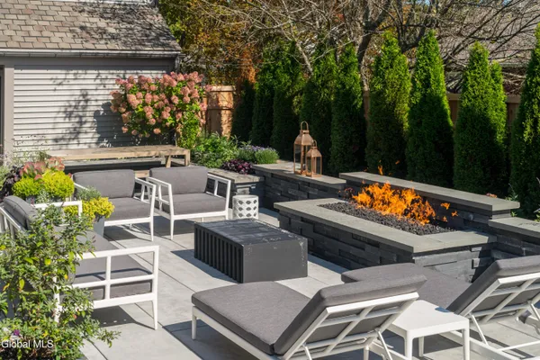 $3,986,000 | 4 Autumn Lane, Saratoga Springs, NY 12866