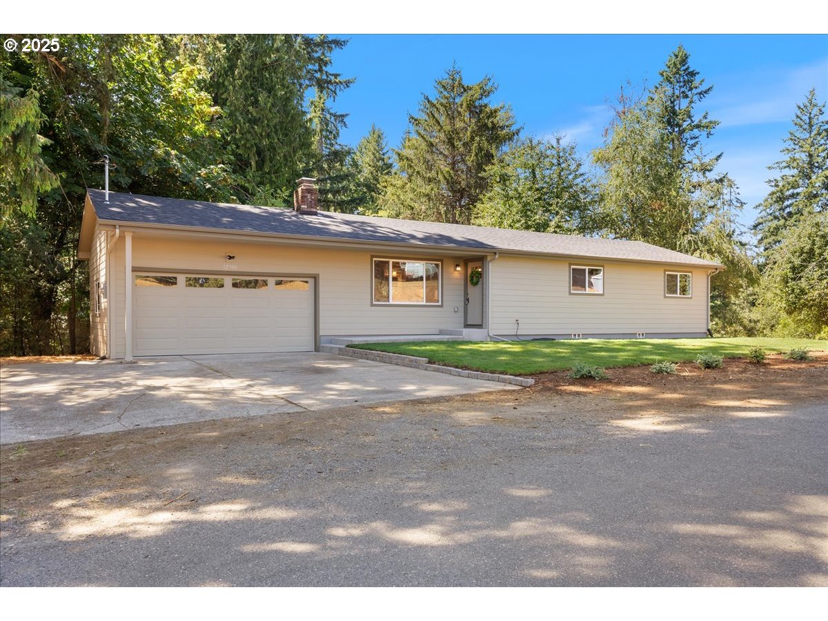 32900 Southeast Colorado Road Sandy, OR 97055 - Photo 1 of 38 a house with a outdoor space