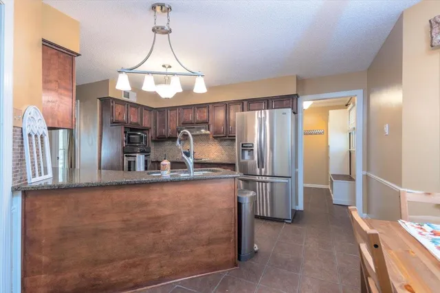 $450,000 | 2971 Sandy Creek Drive, Germantown, TN 38138