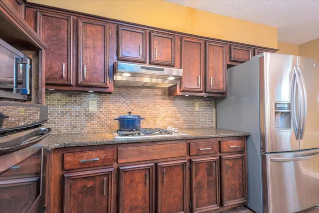 $450,000 | 2971 Sandy Creek Drive, Germantown, TN 38138