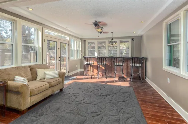 $450,000 | 2971 Sandy Creek Drive, Germantown, TN 38138