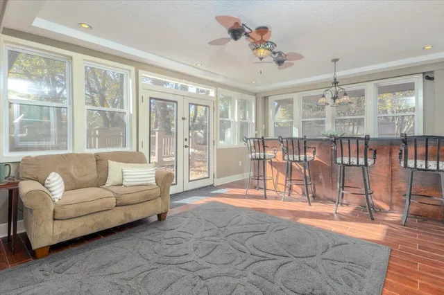 $450,000 | 2971 Sandy Creek Drive, Germantown, TN 38138