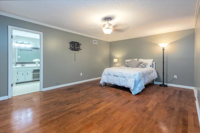 $450,000 | 2971 Sandy Creek Drive, Germantown, TN 38138