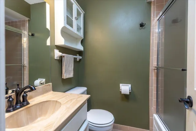 $450,000 | 2971 Sandy Creek Drive, Germantown, TN 38138