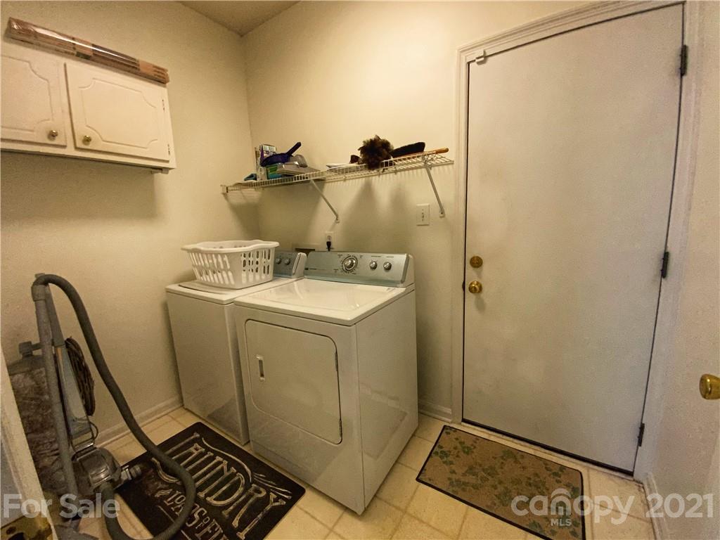 8622 Sam Dee Road Charlotte, NC 28215 - Photo 18 of 21 Gallery Image 18