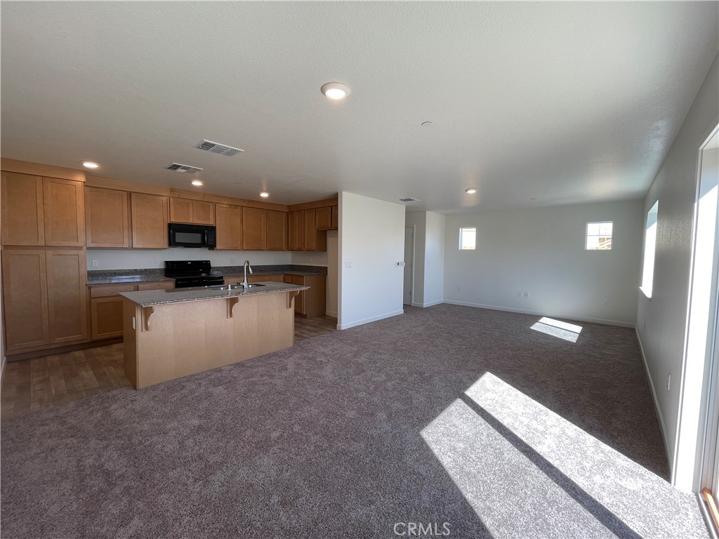774 Stone Ridge Avenue Merced, CA 95341 - Photo 3 of 5