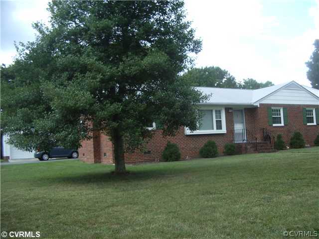 8501 Sutherland Road North Chesterfield, VA 23236 - Photo 1 of 12 Exterior Front