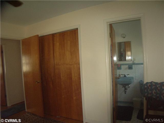 8501 Sutherland Road North Chesterfield, VA 23236 - Photo 7 of 12 Master Bedroom - 1/2 Bath in Master!